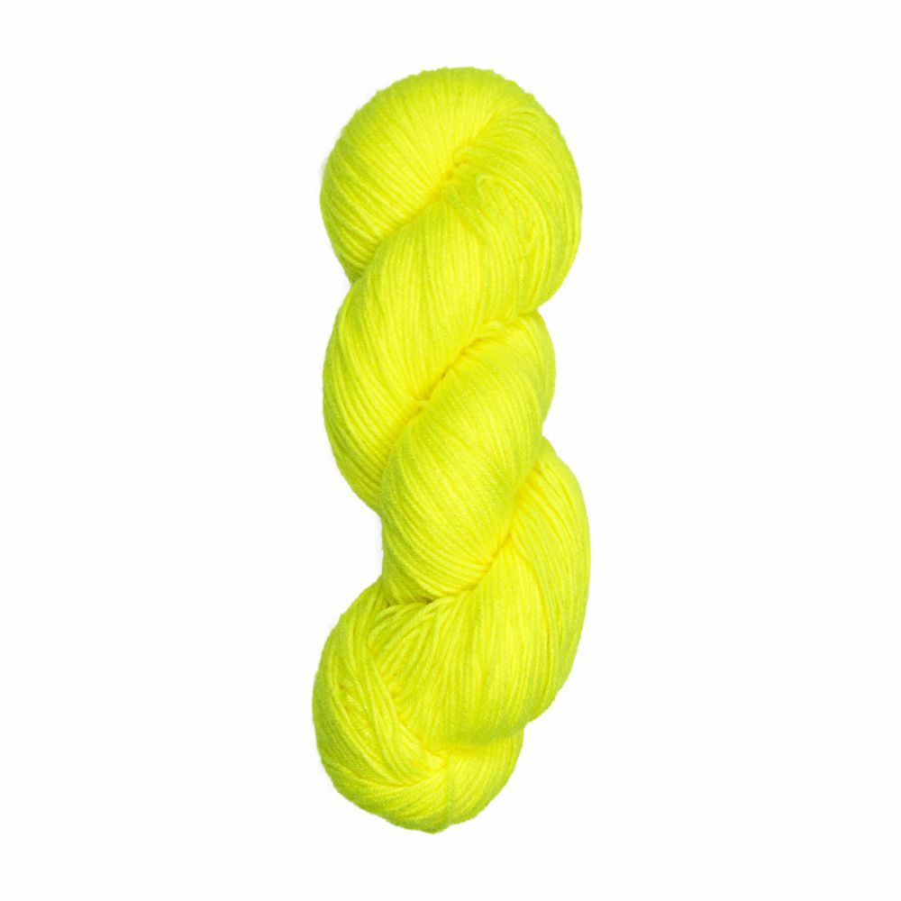 Cuddly 4 Ply Acrylic Yarn